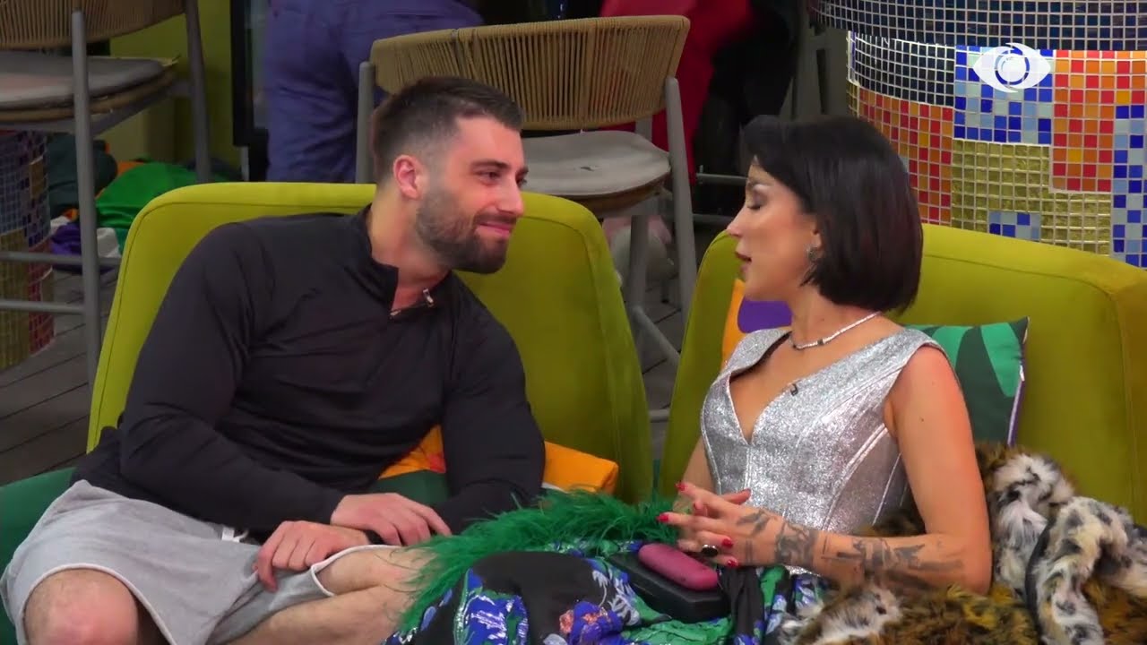 “Pse i lëpin buzët, u eksitove?”/ Meritoni i përgjigjet Rozës: Super vajzë seksi je