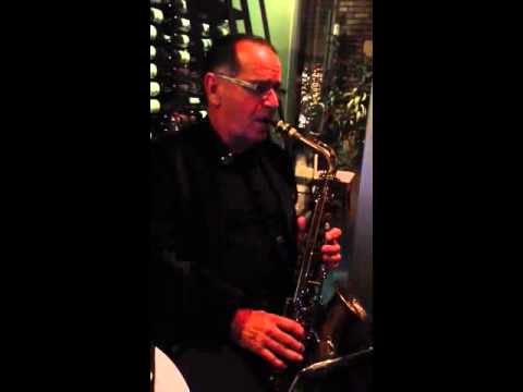 JAZZ IN THE RESTAURANT. by master Manuel Valera, Doral Miami.