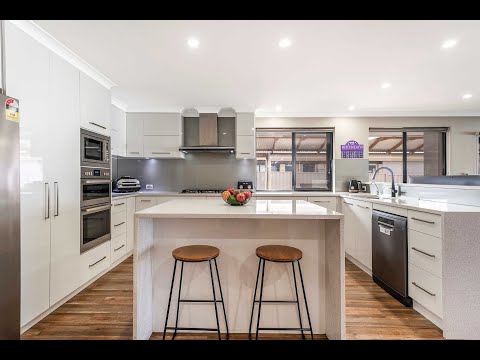 8 Dutton Way, Singleton, WA 6175, 5房, 3浴, House