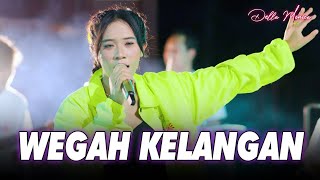 Download lagu Wegah Kelangan (Cover) ~ Della Monica ft Akhtar Musik || Njalukku koe ojo nangis mergo lungaku mp3