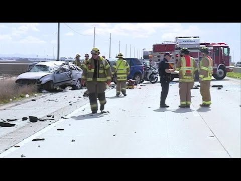 Crash on Highway 101 in Chualar leaves 1 dead, 7 injured