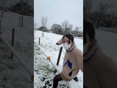 ちらちら見えますか？ #short