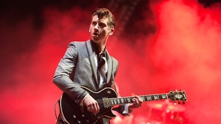 Arctic Monkeys - R U Mine? @ Not So Silent Night 2013 - HD 1080p