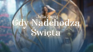 Kadr z teledysku Gdy nadchodzą święta tekst piosenki Julia Żugaj