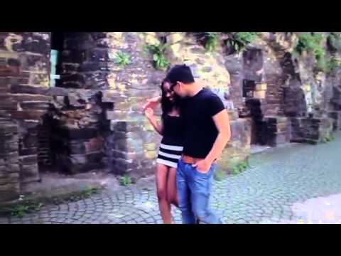 R T D Studio Sessions Cache Royale Ft Rocco Flava ABO MI MESTER lyrics