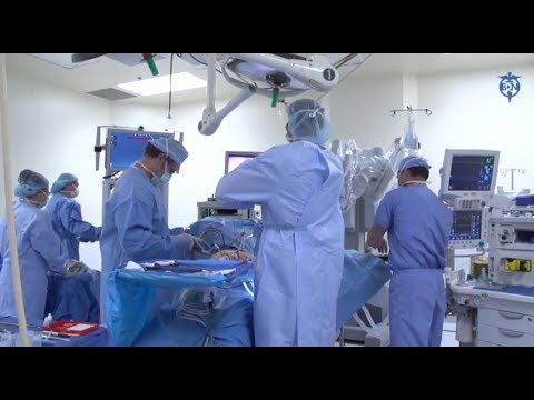 Gastric Sleeve Surgery with Weight Loss Surgeon Dr. Philip Swanson