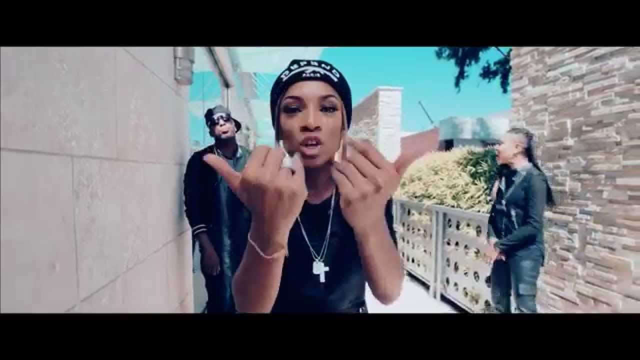 MC Lyte ft Lil Mama & AV – “Ball”