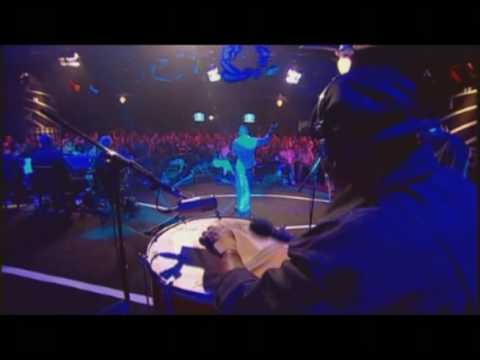 DUDU NOBRE E ROBERTA SÁ - QUEM É ELA?