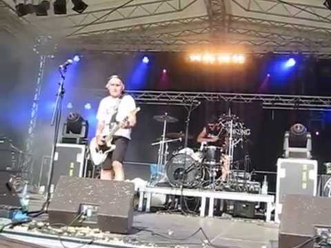 Auf Bewährung - Zurück auf Start Live Resist to Exist Festival 2014