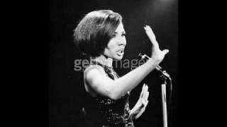 shirley bassey sings somewhere from west side story