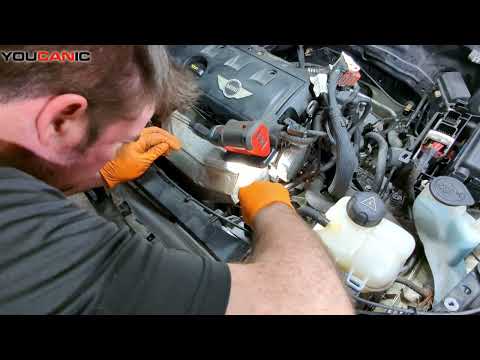 How to Remove the Thermostat Housing on a 2002+ Mini Cooper