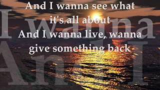 Amy Macdonald - Don&#39;t Tell Me That Its Over - With Lyrics