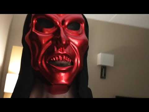 A Tour of my Motel Room.