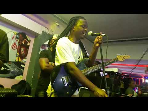 Maima live on stage- Ambai kuthulumu maima