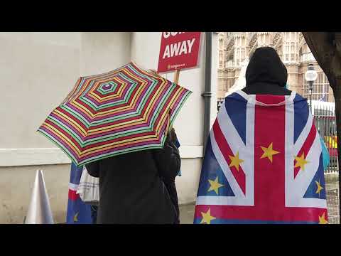 IMPOSSIBLE DJI Osmo Pocket 4 MINUTE SLOW MO in LONDON UK