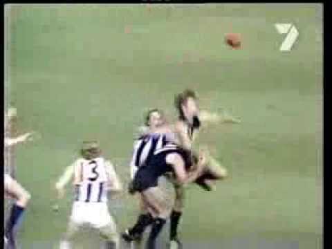 Carlton v North Melbourne VFL Preliminary Final 1976. Thrilling last term