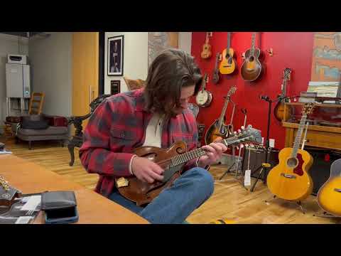 Jarrod Walker (mandolinist with Billy Strings) AK Mandolin Demo #1