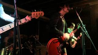 Beach Slang &quot;Bad Scene, Everyone&#39;s Fault&quot; (Jawbreaker)