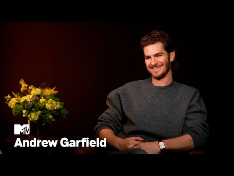 Andrew Garfield Talks ‘After The Hunt’, His Golden Globes Look, & MCU