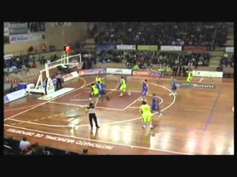 Andreas Schreiber Basketball Highlights 2 (CB Tarragona)