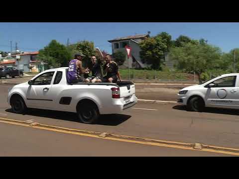 AAEMA é Ouro! Mariópolis sobe pra elite do futsal Paranaense. Time recepcionado com festa na cidade