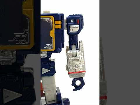 NETFLIX Earth Mode SOUNDWAVE Transformation #shorts