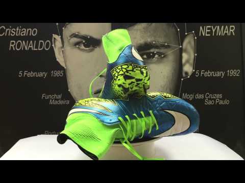Unboxing Nike Hypervenom Phantom II FG Cleats-Blue Lagoon/Volt/Black