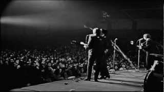 The Beatles-  Cant buy me love Melbourne HD