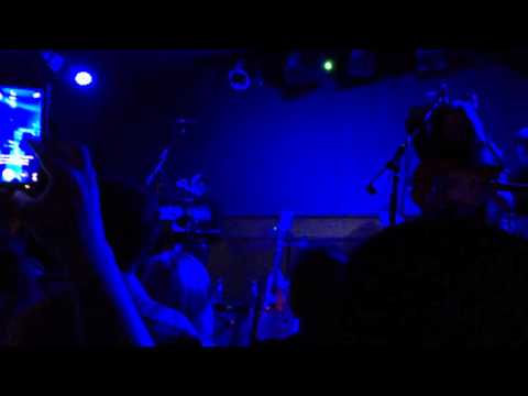 Gin Wigmore : Schuba's : Chicago : 9.14.15 : New Rush : Gin takes the stage