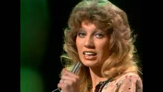 Download lagu Maggie Macneal - When You're Gone mp3