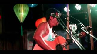 Enrique INKY De Dios sings ALAT: FlotJet Hostel