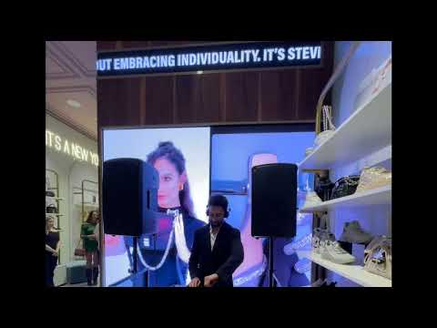 DJ Bukky  Weddings - Birthdays - Office Parties video.