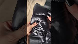 Download lagu Moncler maya series solid color lacquered down jacket(0911A536006895099) mp3 Download lagu Moncler maya series solid color lacquered down jacket(0911A536006895099) mp3