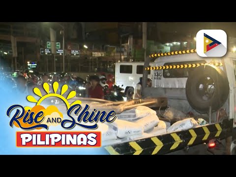 Truck, humarang sa 4 lanes ng EDSA matapos maputol ang suporta nito sa ilalim