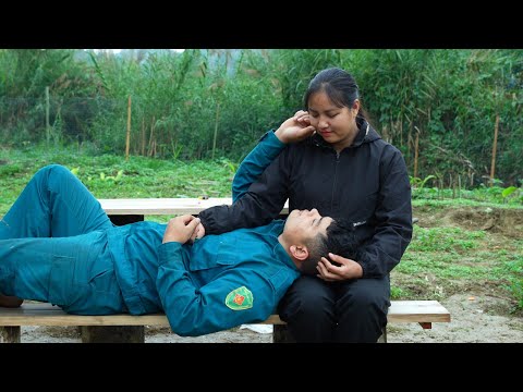 Nam's simple happiness was having Tu Cam by his side when he was exhausted