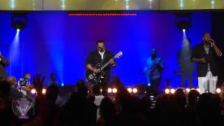 "In Jesus Name" Israel Houghton at The Potter's House North
