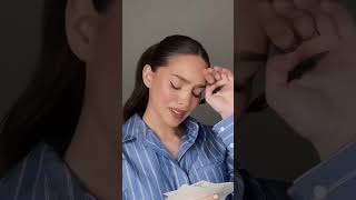 Alright mate, can I have a pint and a packet of crisps, please?  ???