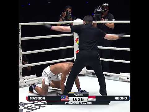 STYLED on him 😎 Rifdean Masdor stops Mohamad Redho in Round 1 for his third straight win!