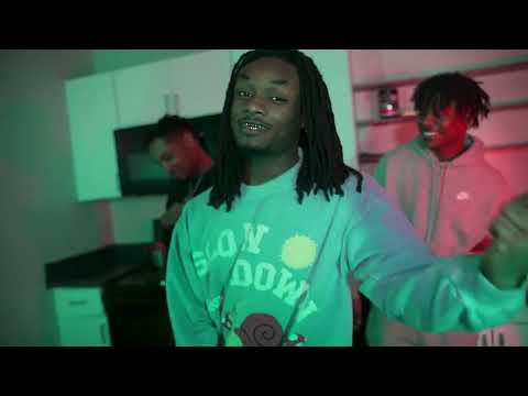 4OE6IX Smave- Blame Me (Official Music Video)