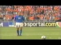 15 anni fa Totti faceva il cucchiaio a Van der Sar - Vídeos de Goles del Betis
