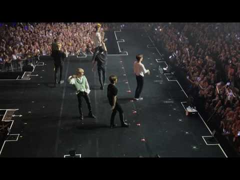 Stray Kids UNVEIL TOUR "I AM..." in Moscow - Ment after Voices (190804)