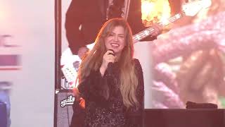 Kelly Clarkson - Behind These Hazel Eyes (Live on Today 2025)