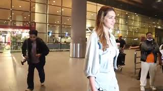 Kriti Sanon Spotted At Airport