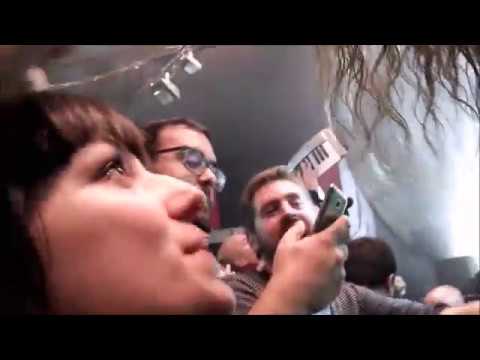 COEN JANSSEN CROWD SURFING -  BARCELONA 2017 RAZZMATAZZ