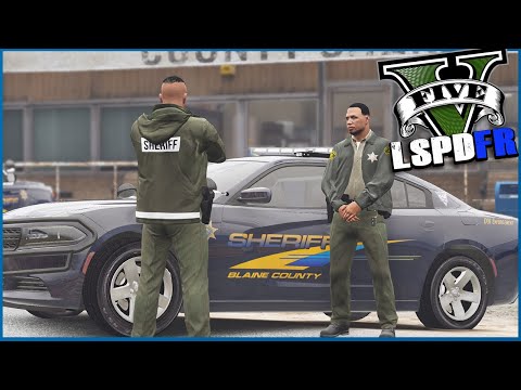 Epic Foot Pursuit -  Back in the Sheriff Department - GTA 5 LSPDFR