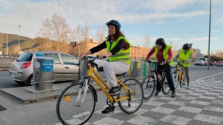 El repte d'aprendre a anar amb bici