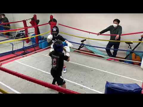 亀谷ジムにスパーリング🔥６年生と🥊