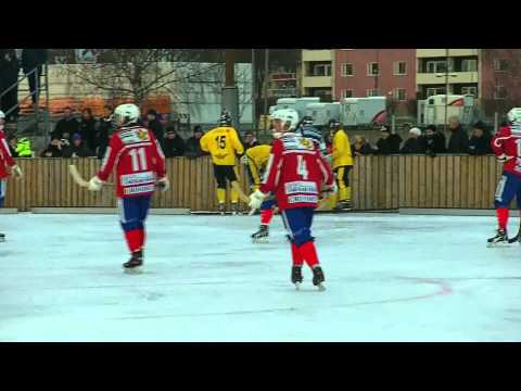 BANDY KIS VÄSTANFORS DENNIS SVENSSON I KIS BLIR SKADAD
