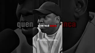 Deus não sustenta máscara, Deus sustenta caráter! 🙏 #reflexão #motivacional #caráter #shorts