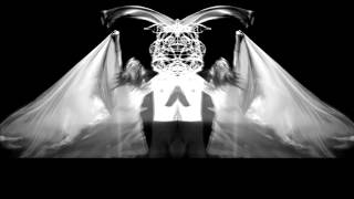 Qeelin XI XI collection - Celebrating Moments of Joy